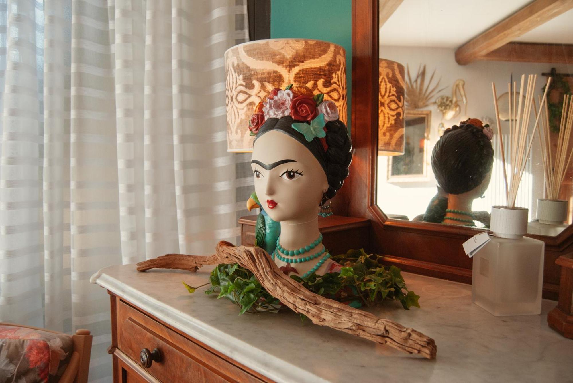 Welcome Traveller Frida'S Rooms คาปริโน เวโรเนเซ ภายนอก รูปภาพ